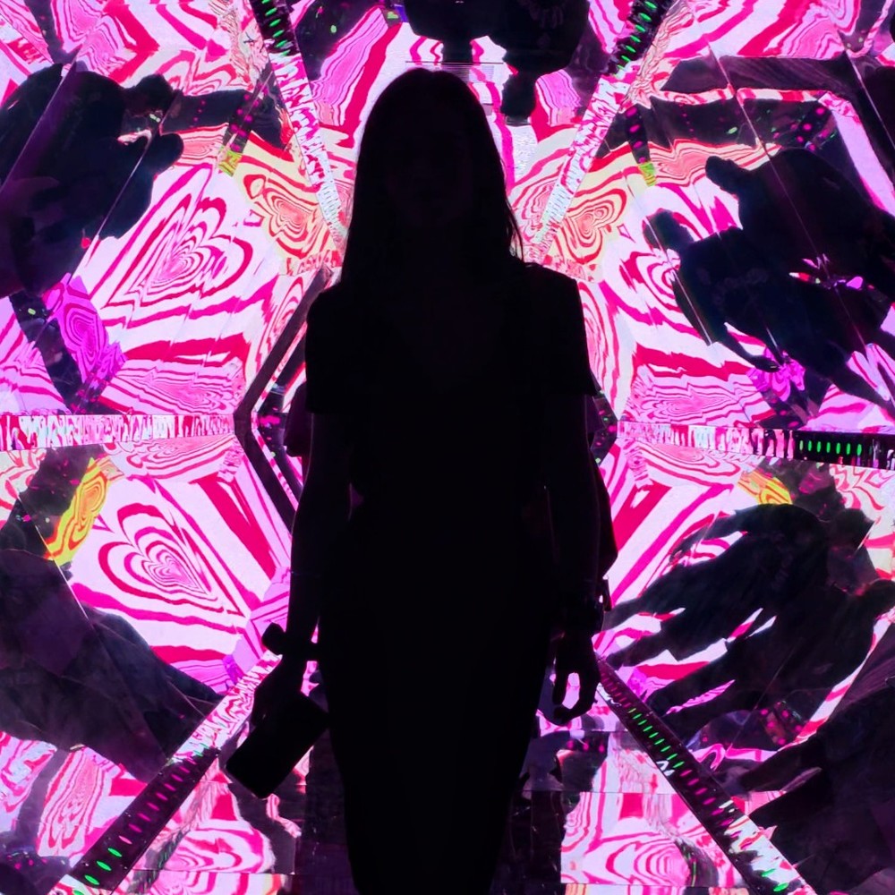 Meet your Posher, Nicholas